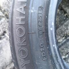 転がしタイヤ　205/60R16の画像