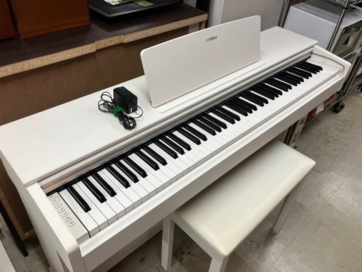 I 2507-152 YAMAHA YDP-143 電子ピアノ 2016年製 88鍵 イス付き バラ売り不可  動作確認済み キズ汚れ有り
