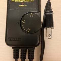 鳥かご用電子サーモスタット&カバー付ひよこ電球の画像