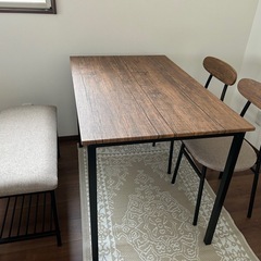 ダイニングテーブル
