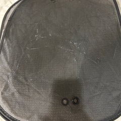 車の日除けの画像