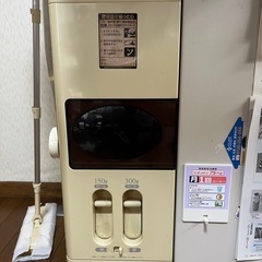 お米計量＋電子レンジなど置けます。の画像