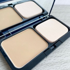 ☆お値引可能☆【新品未使用品】パーリーデュー薬用リンクルホワイトパウダーセラムファンデーションの画像