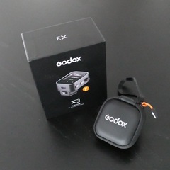 Godox X3FタッチスクリーンTTLワイヤレスフラシュトリガー フラッシュ送信機 フラッシュトランスミッターリチウム電池 急速充電可能 Fujifilmカメラに対応 telec技適マーク付けの画像