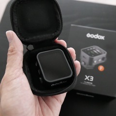 Godox X3FタッチスクリーンTTLワイヤレスフラシュトリガー フラッシュ送信機 フラッシュトランスミッターリチウム電池 急速充電可能 Fujifilmカメラに対応 telec技適マーク付けの画像