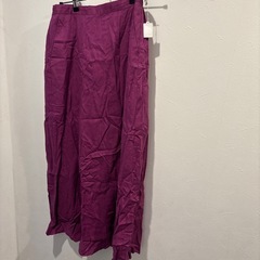 GU ロングスカートLサイズの画像