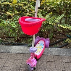 ディズニーキックボードの画像