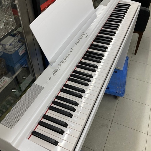 ⭐︎3ヶ月保証⭐︎YAMAHA 電子ピアノ　2022年製　p-125