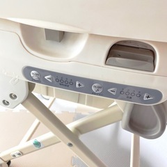 ハイローチェアの画像