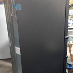 面談中！4年前購入した冷蔵庫です。氷が故障してるため安く売りますの画像