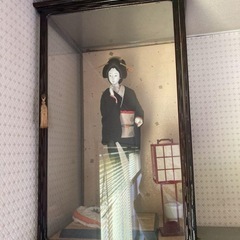 日本人形　ガラスケースつきの画像