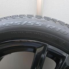 225/55R18スタッドレスタイヤとホイールのセットの画像