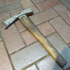斧 ハンドメイド 単管パイプ溶接済 1本 木柄 3本 計4点セット 鉞 よき 古道具 農具 薪割 アウトドア 焚火 札幌市 新道東店の画像
