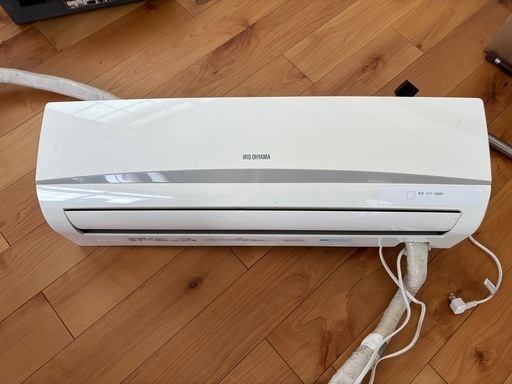 IRIS OHYAMA ルームエアコン IRA-2203R 6〜9畳用