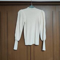 レディースセーターの画像