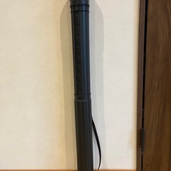 伸縮調節ポスターケースの画像