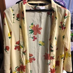 セシルマクビーのはおるものの画像