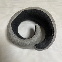 OSTRICH PILLOW　ネックピロー