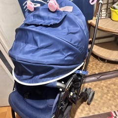 アップリカ A型 ベビーカーの画像