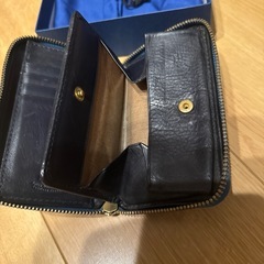 NELD二つ折り財布の画像