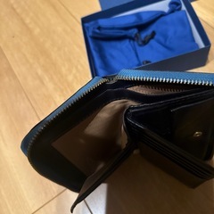 NELD二つ折り財布の画像