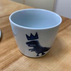バスキア　Tシャツと食器の画像