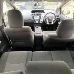 Prius alfaの画像