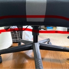 【バウヒュッテ】ゲーミングチェアの画像