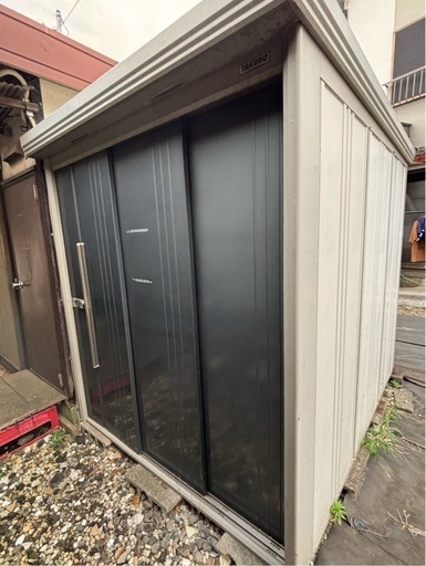 TAKUBO/タクボ物置　幅1830mm×奥行2300mm×高さ2100mm中古