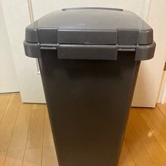 【大き目】ゴミ箱の画像