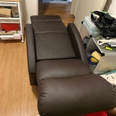 リクライニングソファの画像
