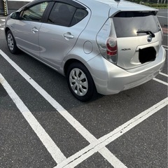 トヨタ  アクア  平成25年式  74,000kmの画像