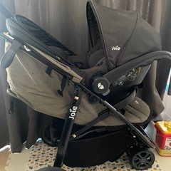 Joie(ジョイー) 三輪ベビーカー、専用チャイルドシートセットの画像