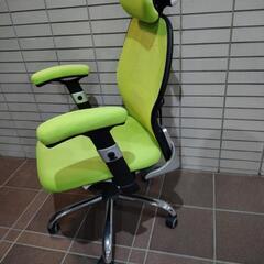 美品  𝐋𝐎𝐖𝐘𝐀  NEW 𝗮𝘁𝗵𝗹𝗲𝘁𝗲 3 ハイバックチェア  ①の画像