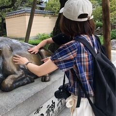 着画あり【使用回数10回未満】チェック柄トップスの画像
