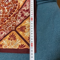【新品未使用】大判スカーフ 約53cmの画像