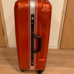 スーツケースの画像
