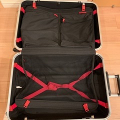 スーツケースの画像