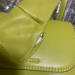 CHARLES & KEITH ミニバッグの画像