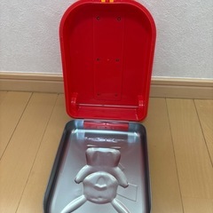 ポケモン ピカチュウ缶 キャリーケースの画像
