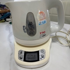 T-fal 電気ケトルの画像