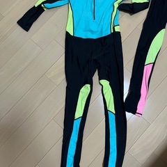 子供の水着長袖、長ズボン、日焼け止め、大きな子供150cm男の子の画像