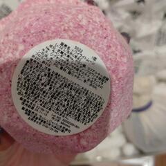 【値下げ】LUSH バスボム3個セット 入浴剤の画像