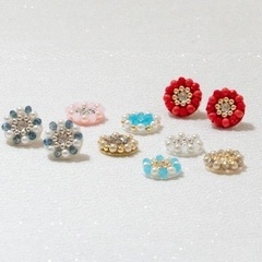 ビーズ刺繍アクセサリー作り　体験レッスンの画像