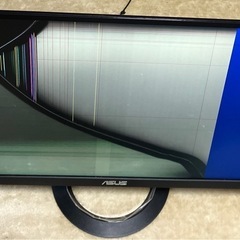 これって治るんですか？ - 中の液晶？が割れてるみたいで外側