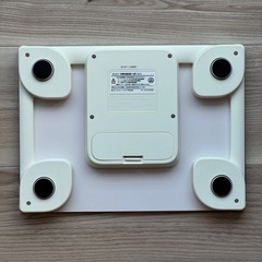 OMRON 体脂肪計 HBF-212 ホワイトの画像
