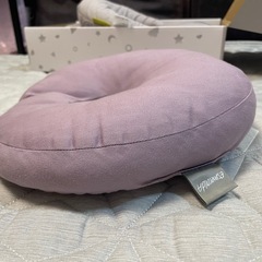 エスメラルダ　ドーナツ枕の画像