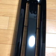 N-BOX JOY(ジョイ) 純正 フロントグリル ブラックメタリック系 エンブレムセットの画像
