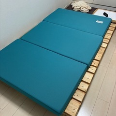 ダブルベットすのことセミダブルの折りたたみマットレス　配送できますの画像