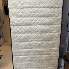 シングルマットレスの画像